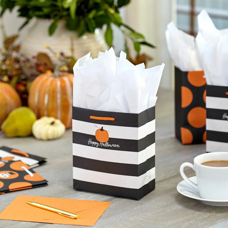 Hallmark 6.5" Assorted 8-Pack Stylish Halloween Small Gift Bags 2 Hallmark 6.5" Assorted 8-Pack Stylish Halloween Small Gift Bags - Image 2