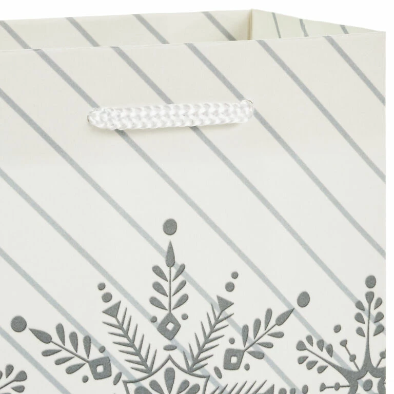 Hallmark Bulk Blue And Gray 18-Pack Holiday Gift Bags, Assorted Sizes And Designs 8 Hallmark Bulk Blue And Gray 18-Pack Holiday Gift Bags, Assorted Sizes And Designs - Image 8