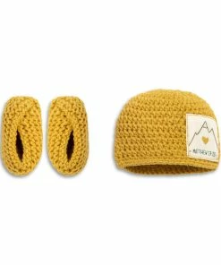 Demdaco Faith Can Move Mountains Hat & Booties Gift Set