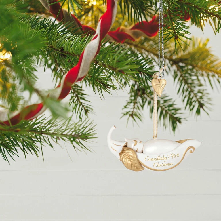 Hallmark Grandbaby's First Christmas Pea In A Pod 2023 Porcelain Ornament 2 Hallmark Grandbaby's First Christmas Pea In A Pod 2023 Porcelain Ornament - Image 2