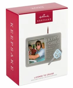 Hallmark License To Cruise 2023 Metal Photo Frame Ornament -Department Store Shop License to Cruise Picture Frame Keepsake Ornament 1599QHX3019 04