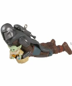 Hallmark Star Wars: The Mandalorian™ Grogu's Jetpack Adventure Ornament -Department Store Shop Mandalorian and Grogu Flying Keepsake Ornament 2499QXI7107 03