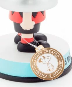 Hallmark Peanuts® Charlie Brown Big Dreams Snow Globe -Department Store Shop Peanuts Charlie Brown Figurine Big Dreams Snow Globe 1PAJ3548 04