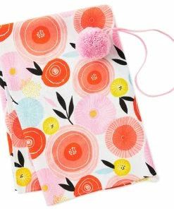 Hallmark 26" Modern Floral Fabric Gift Wrap With Elastic Band 8 Hallmark 26" Modern Floral Fabric Gift Wrap With Elastic Band -Department Store Shop PinkandOrange Floral Square Flat Wrapping Cloth 1299EJR6378 03