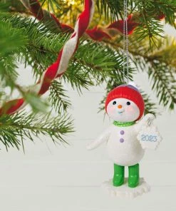 Hallmark Sweet Snowman 2023 Ornament -Department Store Shop Snowman With Snowflake Ornament Keepsake Ornament 3999QGO2777 02