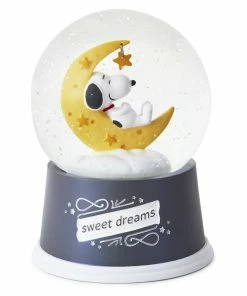 Hallmark Peanuts® Snoopy Sweet Dreams Snow Globe With Light