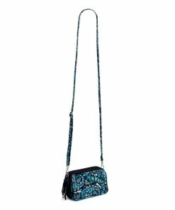 Vera Bradley RFID All-in-One Crossbody In Dreamer Paisley