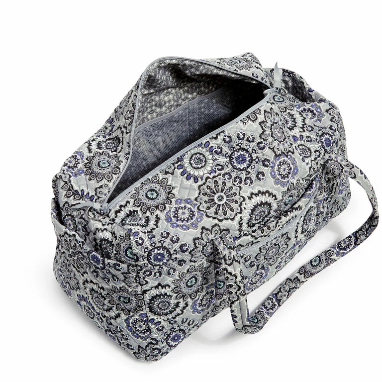Vera Bradley Large Travel Duffel In Tranquil Medallion 2 Vera Bradley Large Travel Duffel In Tranquil Medallion - Image 2