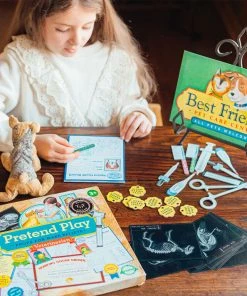 Eeboo Veterinarian Pretend Play Set -Department Store Shop Veterinarian Pretend Play Set IMPVE2 04