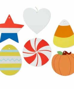 Hallmark Welcome Home Front Porch Sign With Seasonal Decorations, 16.5x47.25 -Department Store Shop Welcome Home Front Porch Decor With Seasonal Decorations 1SNN1083 04