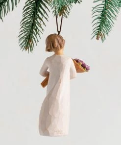 Willow Tree Surprise Tulip Bouquet Figurine Ornament, 4" H 5 Willow Tree Surprise Tulip Bouquet Figurine Ornament, 4" H -Department Store Shop Willow Tree Figurine With Tulip Bouquet Ornament 28096 03